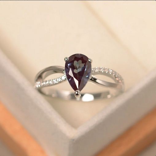 1.20 Ct Pear Cut Purple Alexandrite Infinity Promise Ring 925 Sterling Silver