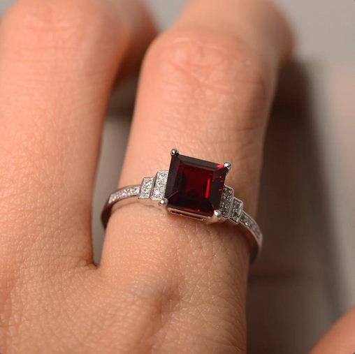 2.30 Ct Princess Cut Red Garnet 925 sterling Silver Solitaire W/Accents Wedding Ring