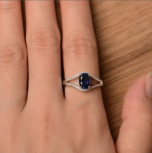 1.75 Ct Oval Cut Blue Sapphire Split Shank Anniversary Gift Ring In 925 Sterling Silver