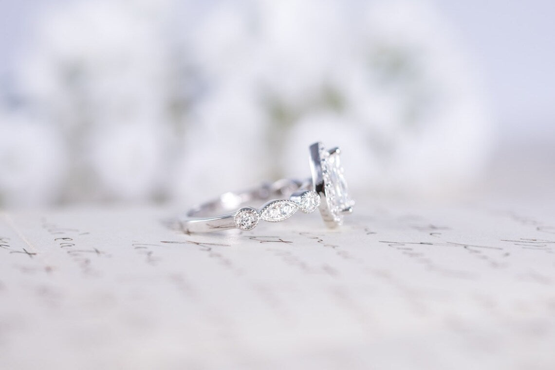 1 CT Pear Cut White Diamond White Gold Over On 925 Sterling Silver Halo Wedding Ringg