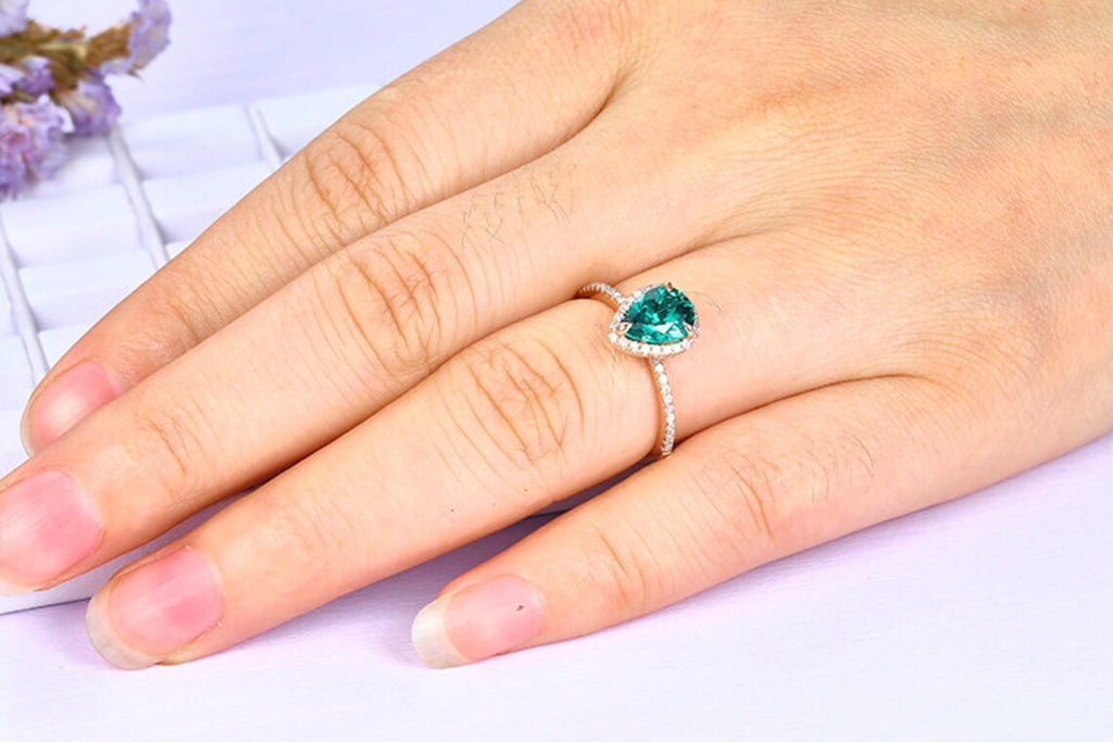 1 CT Pear Cut Emerald & CZ Diamond Rose Gold Over On 925 Sterling Silver Halo Wedding Ring