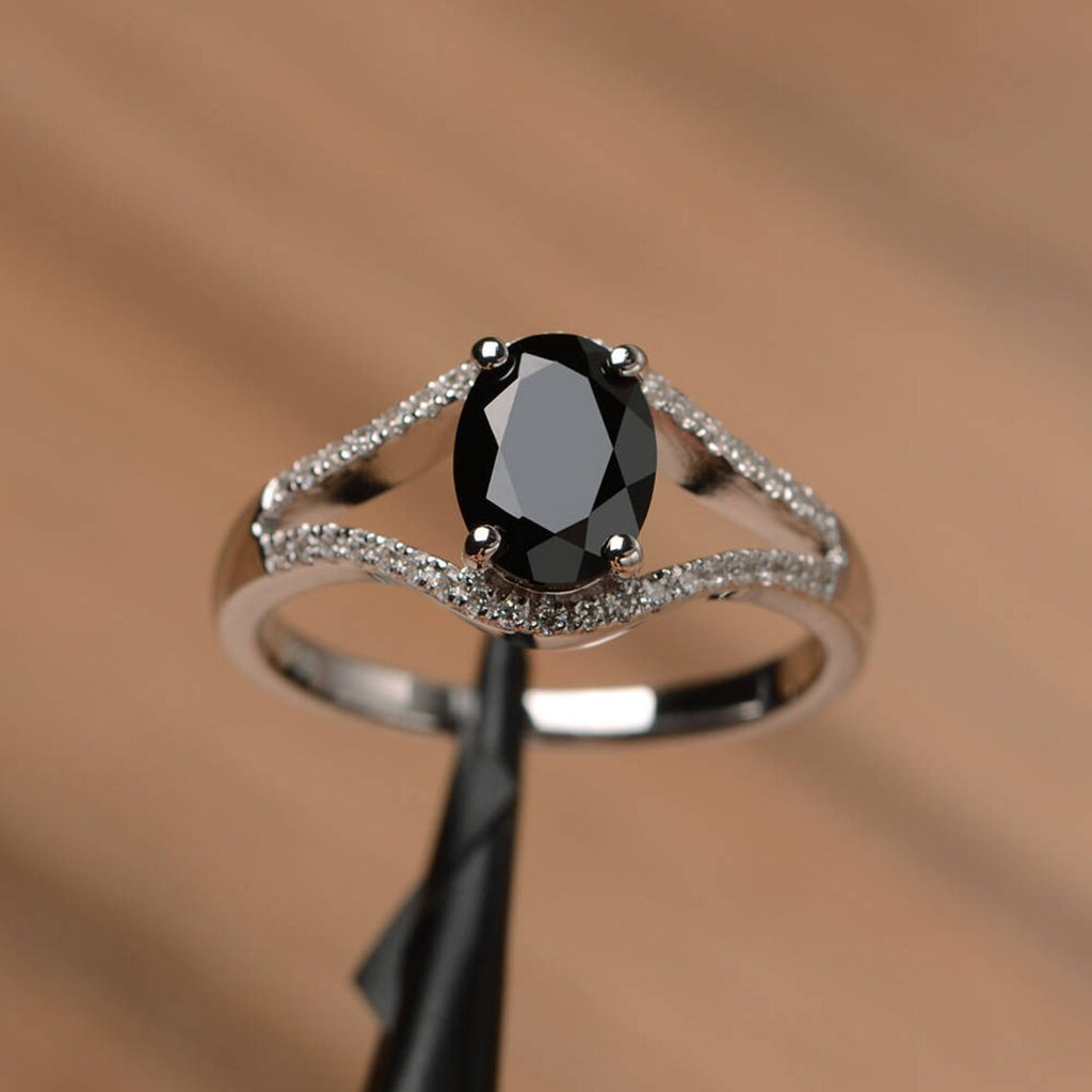 1.75 Ct Oval Cut Black Onyx 925 Sterling Silver Split Shank Unique Promise Ring