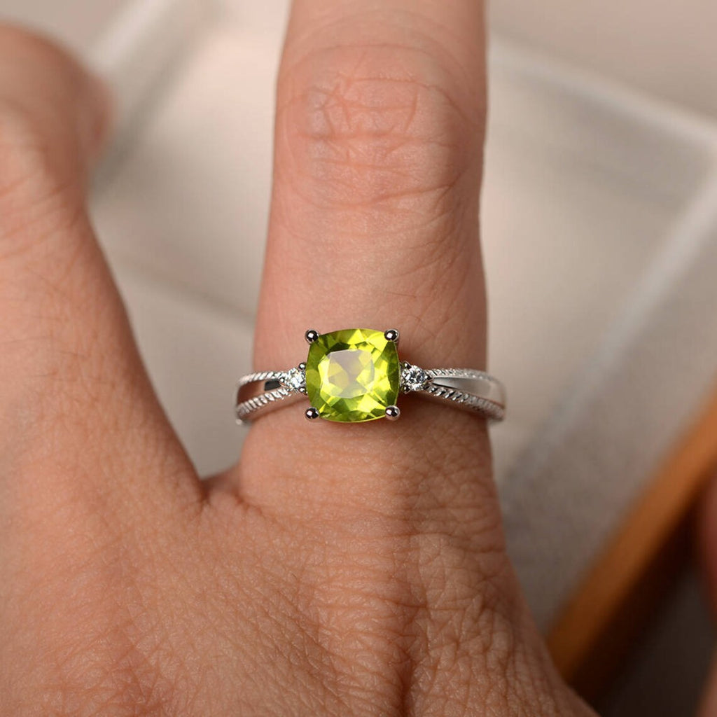 1.50 Ct Cushion Cut Peridot 925 Sterling Silver Three Stone Promise Gift Ring