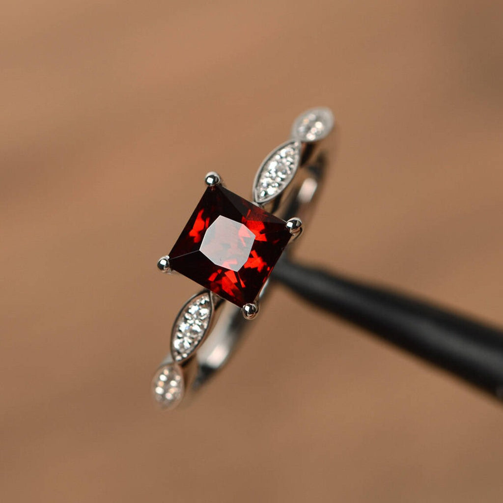 2.10 Ct Princess Cut Red Garnet Solitaire W/Accents Engagement Ring In 925 Sterling Silver