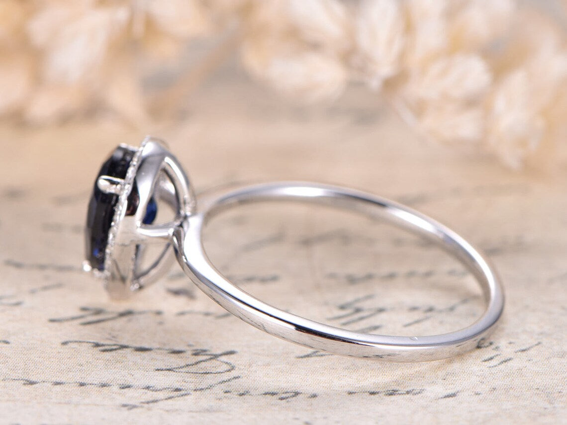 1.50 Ct Pear Cut Blue Sapphire 925 Sterling Silver Halo Anniversary Ring For Her