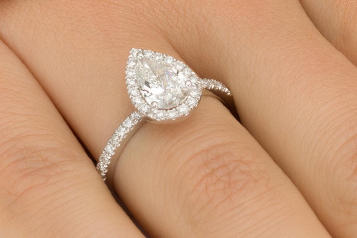 1 CT 925 Sterling Silver Pear Cut Diamond Anniversary & Engagement Halo Ring
