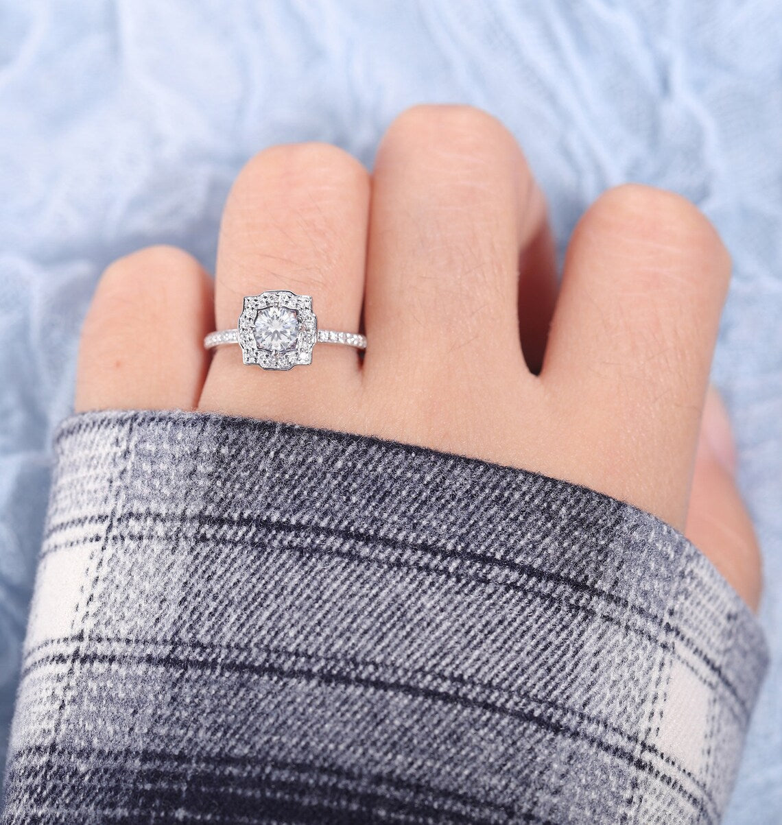 1 CT Round Cut White Gold Over On 925 Sterling Silver Vintage Halo Anniversary Gift For Her