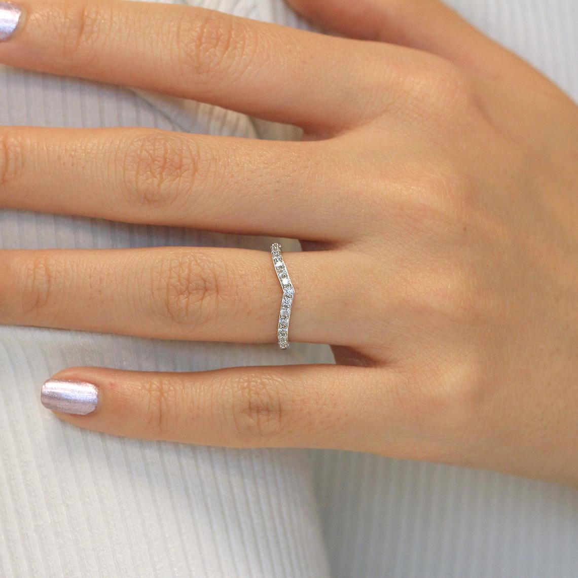 0.25 Brilliant Cut Diamond 925 Sterling Silver Curve Wedding Half Eternity Band Ring