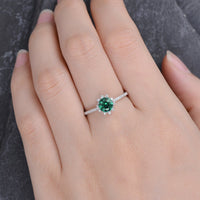 1.75 Ct Round Cut Green Emerald & White CZ 925 Sterling Silver Halo Anniversary Gift Ring