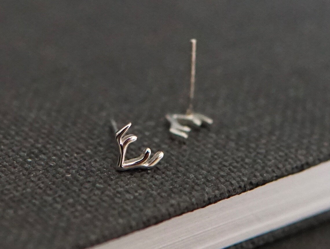 Contemporary Design Earrings 925 Sterling Silver Antler Stud Earrings