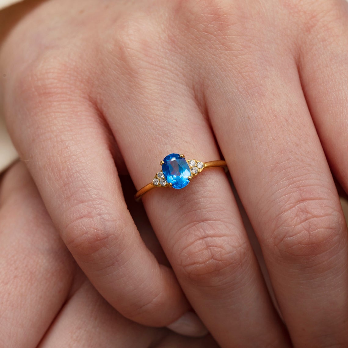 1 CT Oval Cut Blue Topaz Diamond 925 Sterling Silver Halo Engagement Ring
