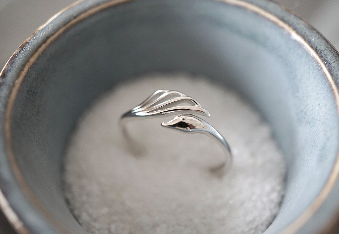 Tiny Swan Ring White Gold Over On 925 Sterling Silver Simple & Unique Ring