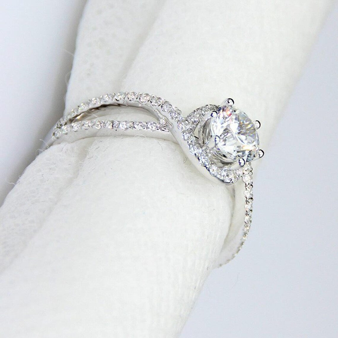 1 CT Round Cut White Diamond White Gold Over On 925 Sterling Silver Halo Split Shank Ring