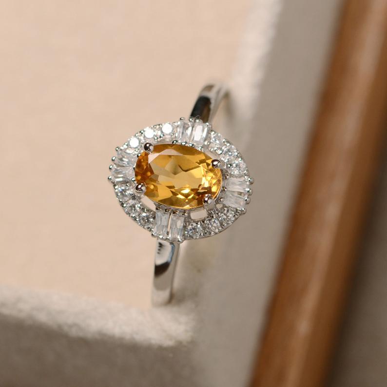 1.75 Ct Oval Cut Yellow Citrine 925 Sterling Silver Cluster Anniversary Gift Ring For Her