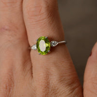 1.20 Ct Oval Cut Peridot Solitaire W/Accents Promise Ring In 925 Sterling Silver