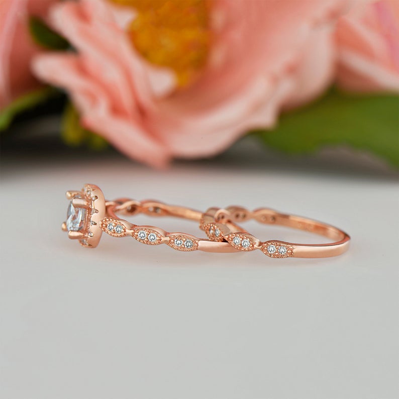1 CT Round Cut Diamond 925 Sterling Silver Halo Wedding Bridal Ring Set
