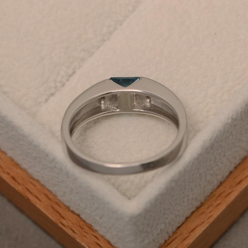 1 Ct Princess Cut London Blue Topaz 925 Sterling Silver Solitaire December Birthstone Ring