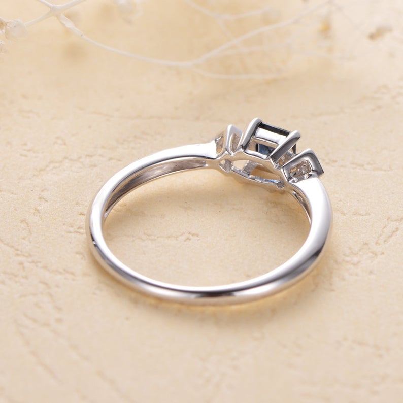 1.00 Ct Princess Cut Blue Sapphire 925 Sterling Silver Three-Stone Promise Ring