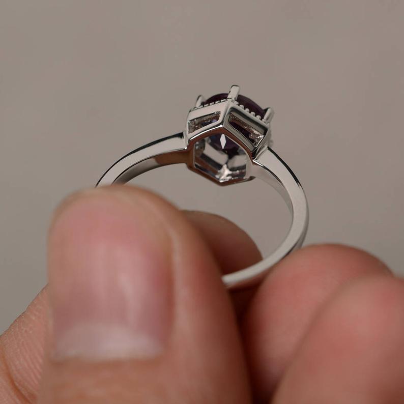 1.50 Ct Round Cut Alexandrite Solitaire Anniversary Gift Ring In 925 Sterling Silver