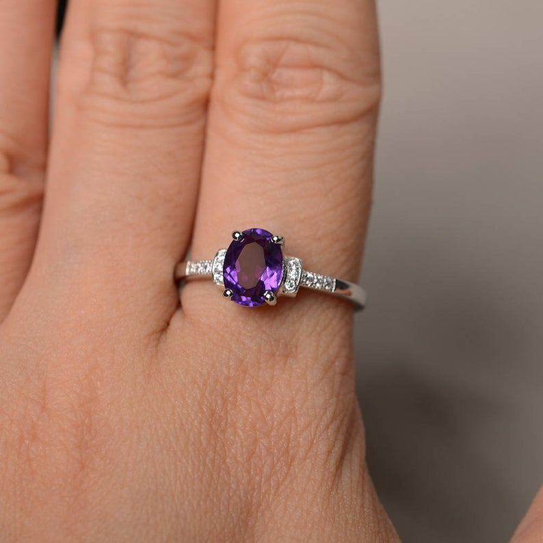 2.25 Ct Oval Cut Purple Amethyst Solitaire W/Accents Engagement ring In 925 Sterling Silver