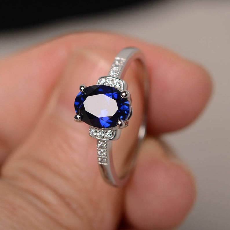 1.50 Ct Oval Cut Blue Sapphire Solitaire W/Accents Engagement Ring In 925 Sterling Silver