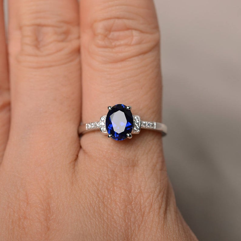 1.50 Ct Oval Cut Blue Sapphire Solitaire W/Accents Engagement Ring In 925 Sterling Silver