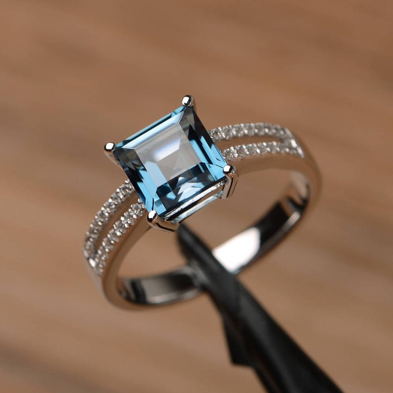 1.75 Ct Princess Cut London Blue Topaz 925 Sterling Silver Split Shank Anniversary Gift Ring