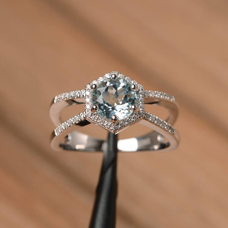 1.75 Ct Round Cut Aquamarine Diamond 925 Sterling Silver Halo Split Shank Ring - atjewels.in