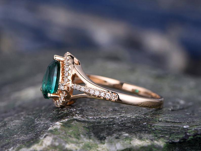 1.50 Ct Pear Cut Green Emerald Split Shank Halo Engagement Ring In Rose Gold Over On 925 Sterling Silver
