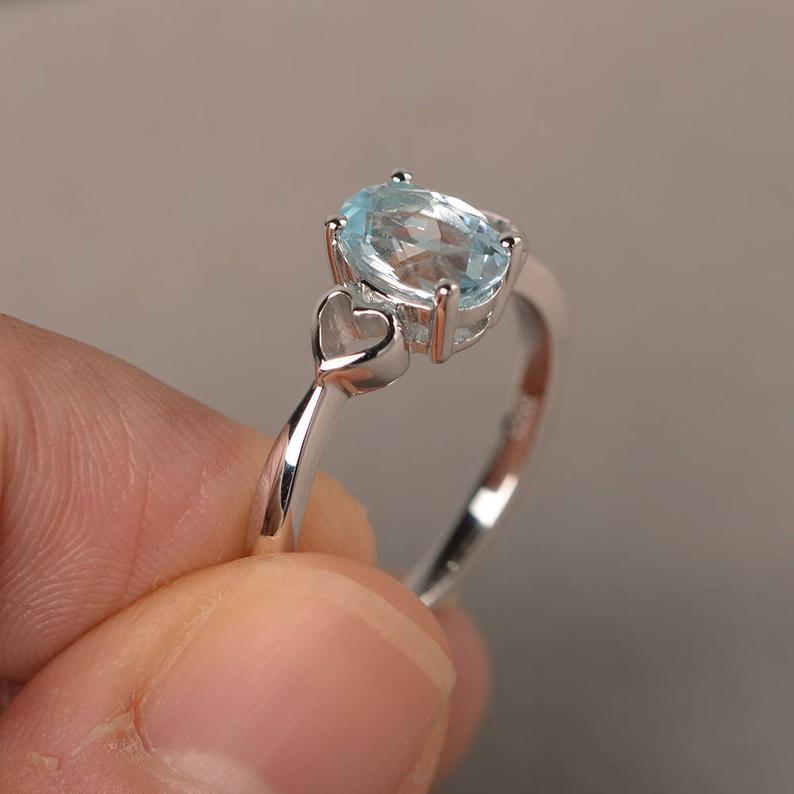 1.00 Ct Oval Cut Aquamarine 925 Sterling Silver Solitaire Proposal Ring For Her