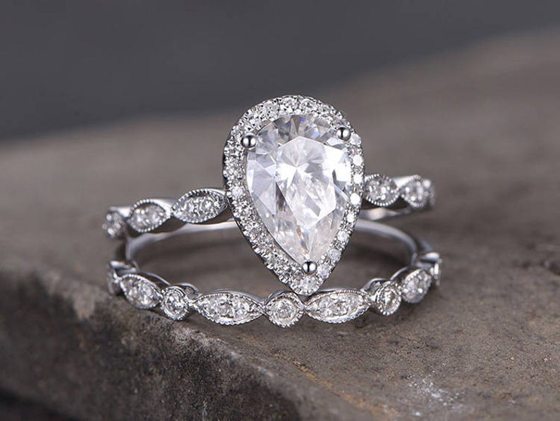 1 CT Pear Cut White Diamond White Gold Over On 925 Sterling Silver Bridal Wedding Ring Set - atjewels.in