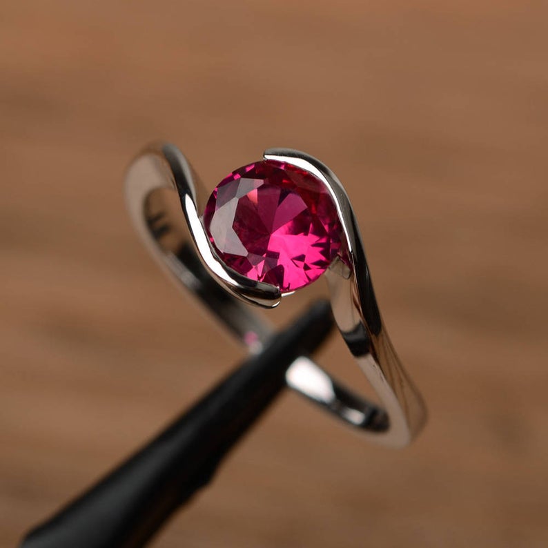 1 CT Round Cut Red Ruby Diamond 925 Sterling Silver Solitaire Engagement Ring For Women
