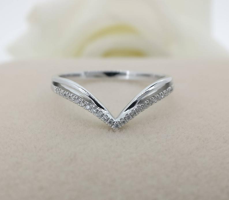 0.50 Ct Round Cut Diamond Half Eternity V-Shaped Engagement Band Ring In 925 Sterling Silver