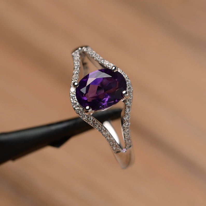 1.75 Ct Oval Cut Purple Amethyst 925 Sterling Silver Split Shank Anniversary Gift Ring
