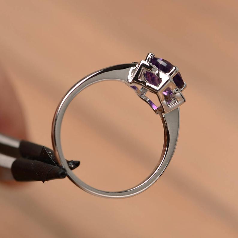 1.20 Ct Round Cut Purple Amethyst 925 Sterling Silver Lotus Anniversary Gift Ring