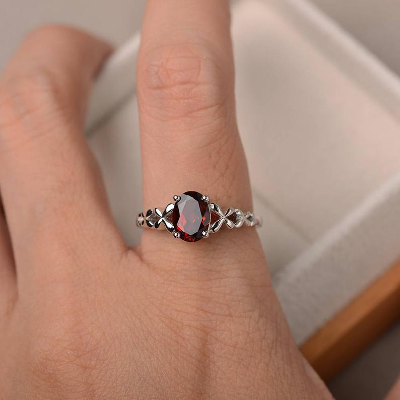 1 Ct Oval Cut Red Garnet 925 Sterling Silver Pretty Butterfly Band Promise Ring