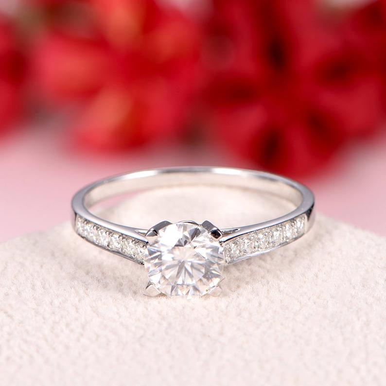 1.50 Ct Round Cut 925 Sterling Silver Solitaire W/Accents Engagement Ring