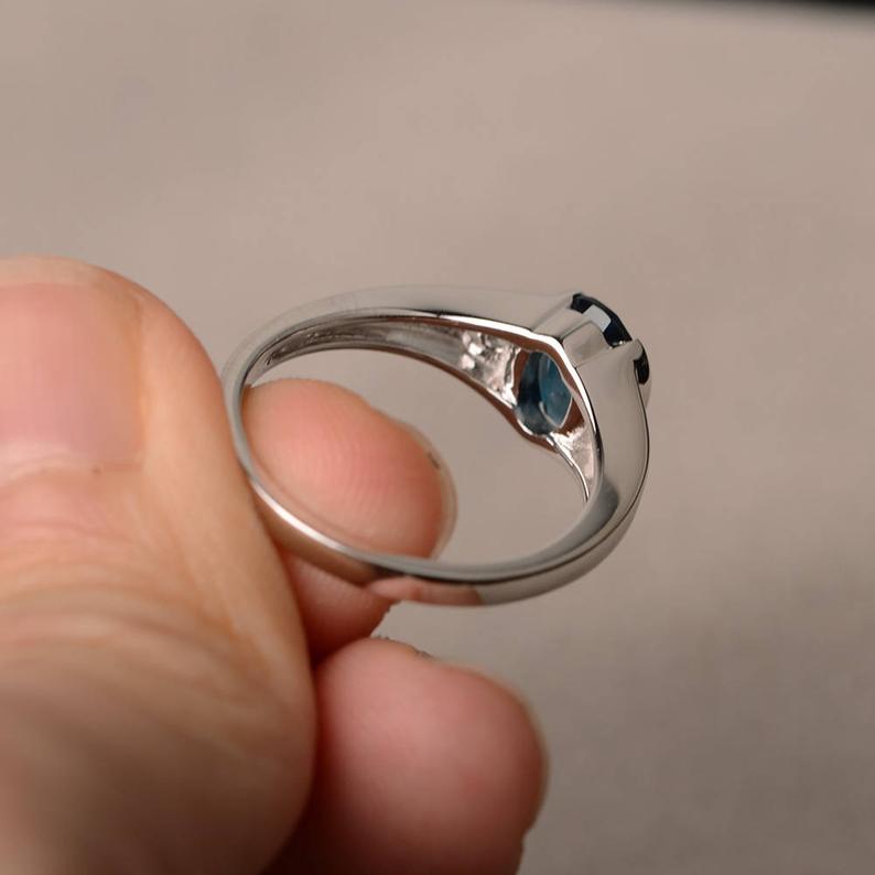 1.20 Ct Oval Cut London Blue Topaz & Round CZ Three-Stone Promise Ring In 925 Sterling Silver