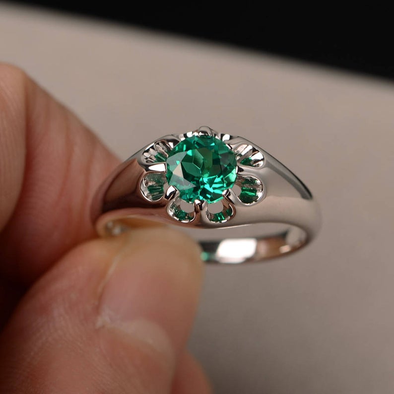 1.00 Ct Round Cut Green Emerald Unique Floral Style Ring In 925 Sterling Silver