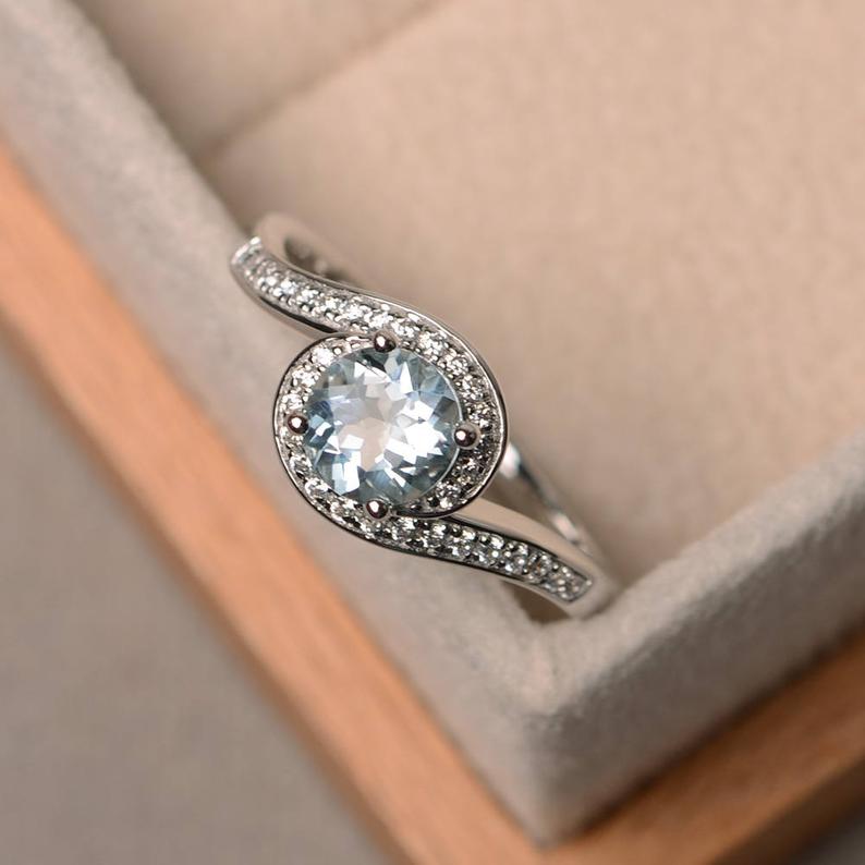 1.25 Ct Round Cut Aquamarine Bypass Anniversary Gift Ring In 925 Sterling Silver - atjewels.in