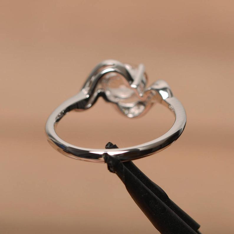 1.25 Ct Oval Cut Peach Morganite 925 Sterling Silver Unique Anniversary Gift Ring For Her