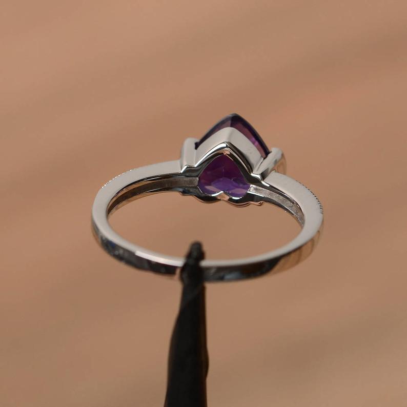 1.75 Ct Heart Cut Purple Amethyst Solitaire W/Accents Proposal Ring In 925 Sterling Silver