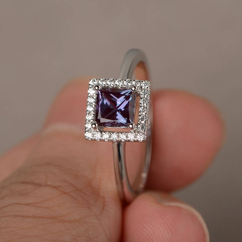 1.20 Ct Princess Cut Alexandrite Halo Anniversary Gift Ring In 925 Sterling Silver