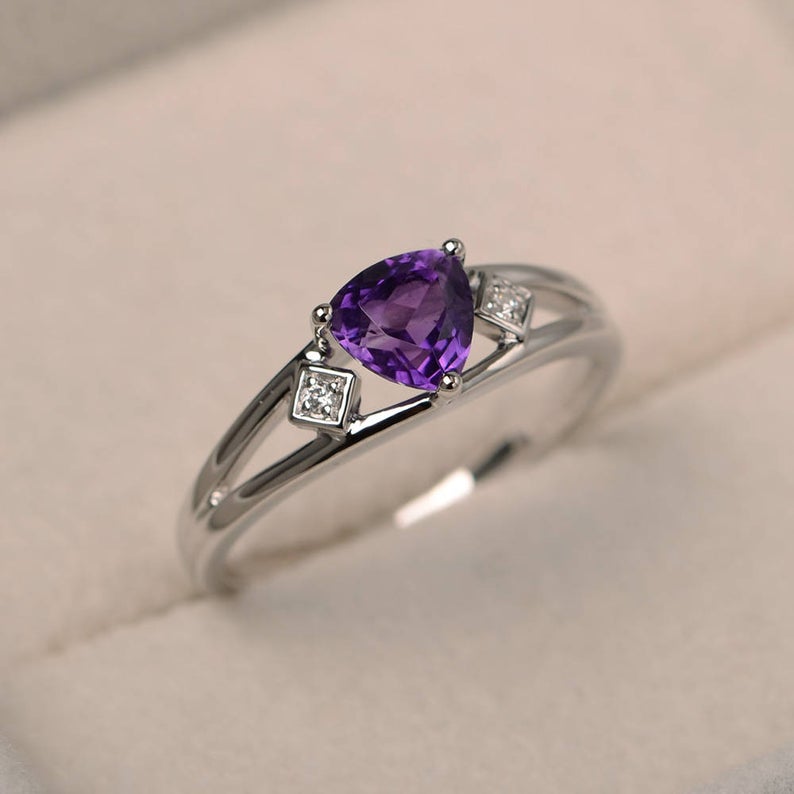 1 CT Trillion Cut Amethyst 925 Sterling Silver Split Shank Three-Stone Promise Gift Ring