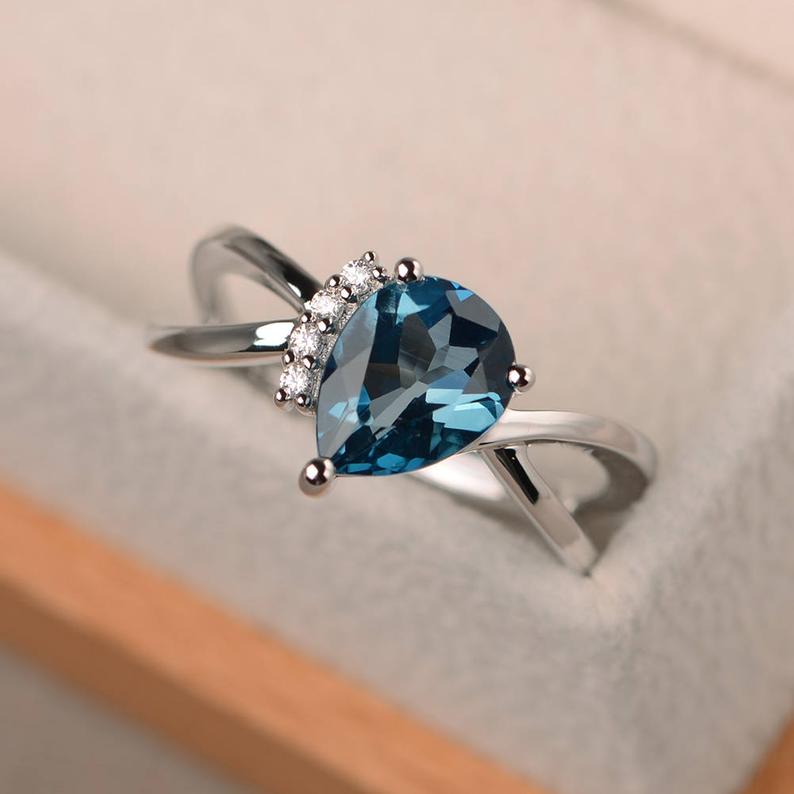 1.50 Ct Pear Cut London Blue Topaz Split Shank Promise Gift Ring In 925 Sterling Silver