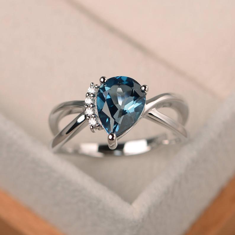 1.50 Ct Pear Cut London Blue Topaz Split Shank Promise Gift Ring In 925 Sterling Silver