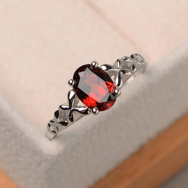 1 Ct Oval Cut Red Garnet 925 Sterling Silver Pretty Butterfly Band Promise Ring