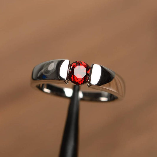 1 Ct Round Cut Red Garnet 925 Sterling Silver Solitaire January Birthstone Ring