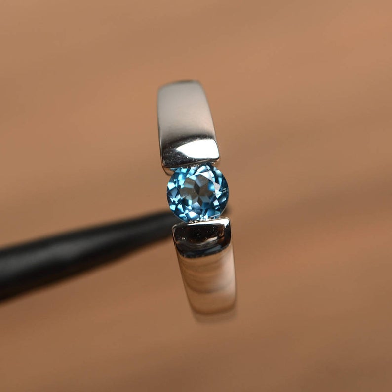 1.00 Ct Round Cut London Blue Topaz 925 Sterling Silver Solitaire December Birthstone Ring