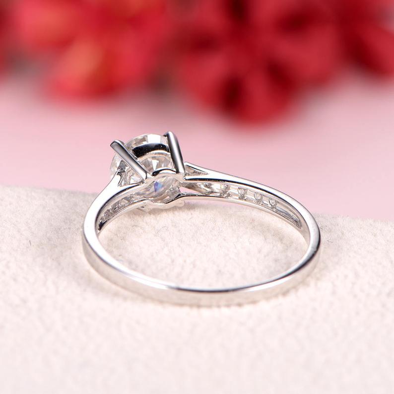 1.50 Ct Round Cut 925 Sterling Silver Solitaire W/Accents Engagement Ring